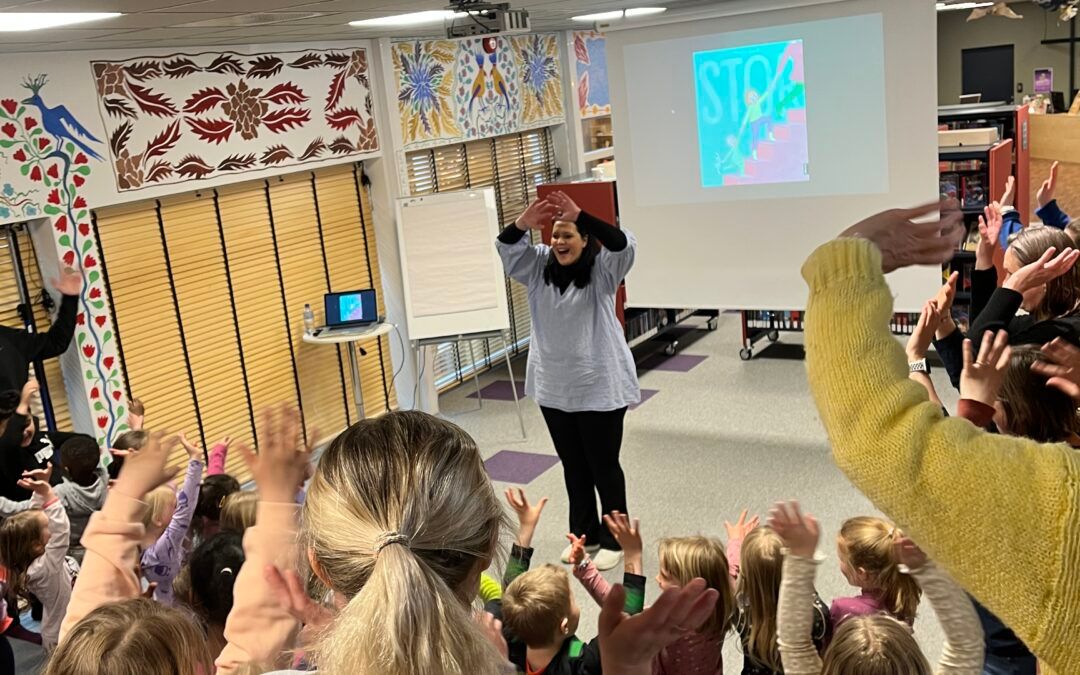 Hamar 19. november: Les og lek med boka!